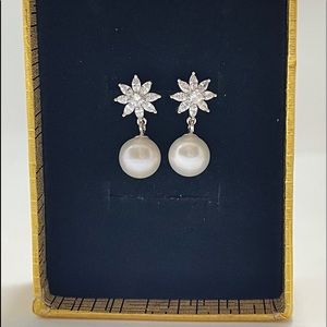 Authentic Freshwater Pearl earrings flower star